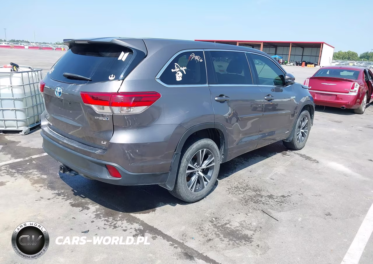 2017 Toyota Highlander Hybrid Le VIN:5TDBGRFH3HS026428 - 4