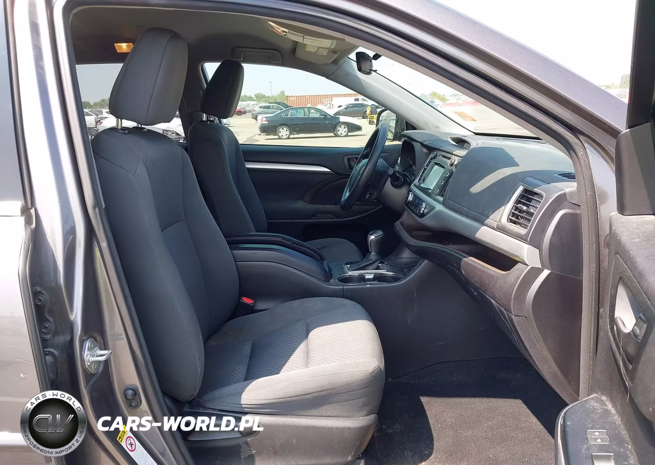 2017 Toyota Highlander Hybrid Le VIN:5TDBGRFH3HS026428 - 5