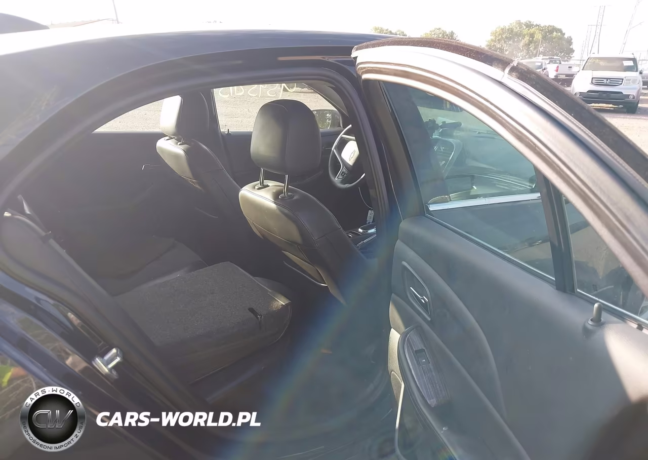2015 Chevrolet Malibu 1Lt VIN:1G11C5SL6FF198811 - 8