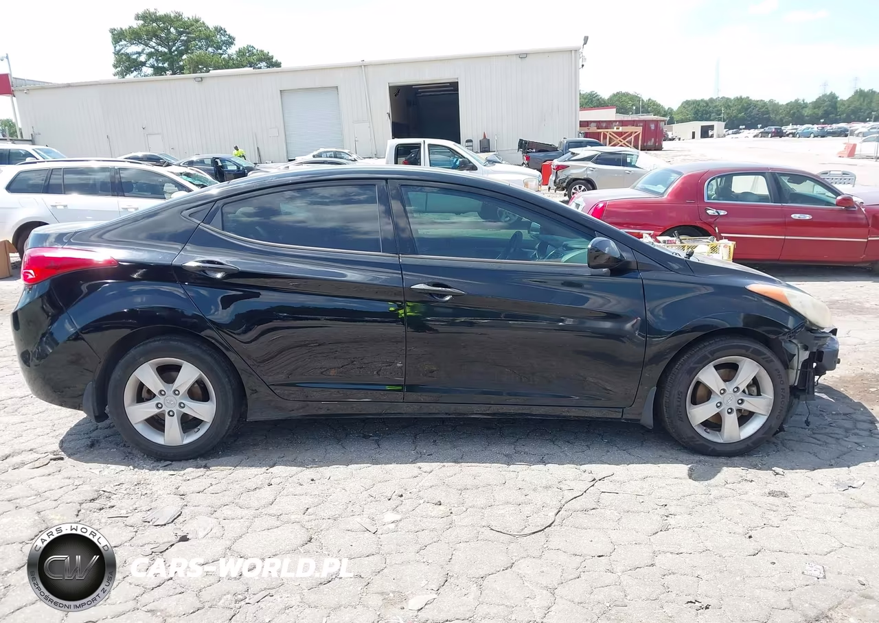 2013 Hyundai Elantra Gls VIN:KMHDH4AE1DU614318 - 13