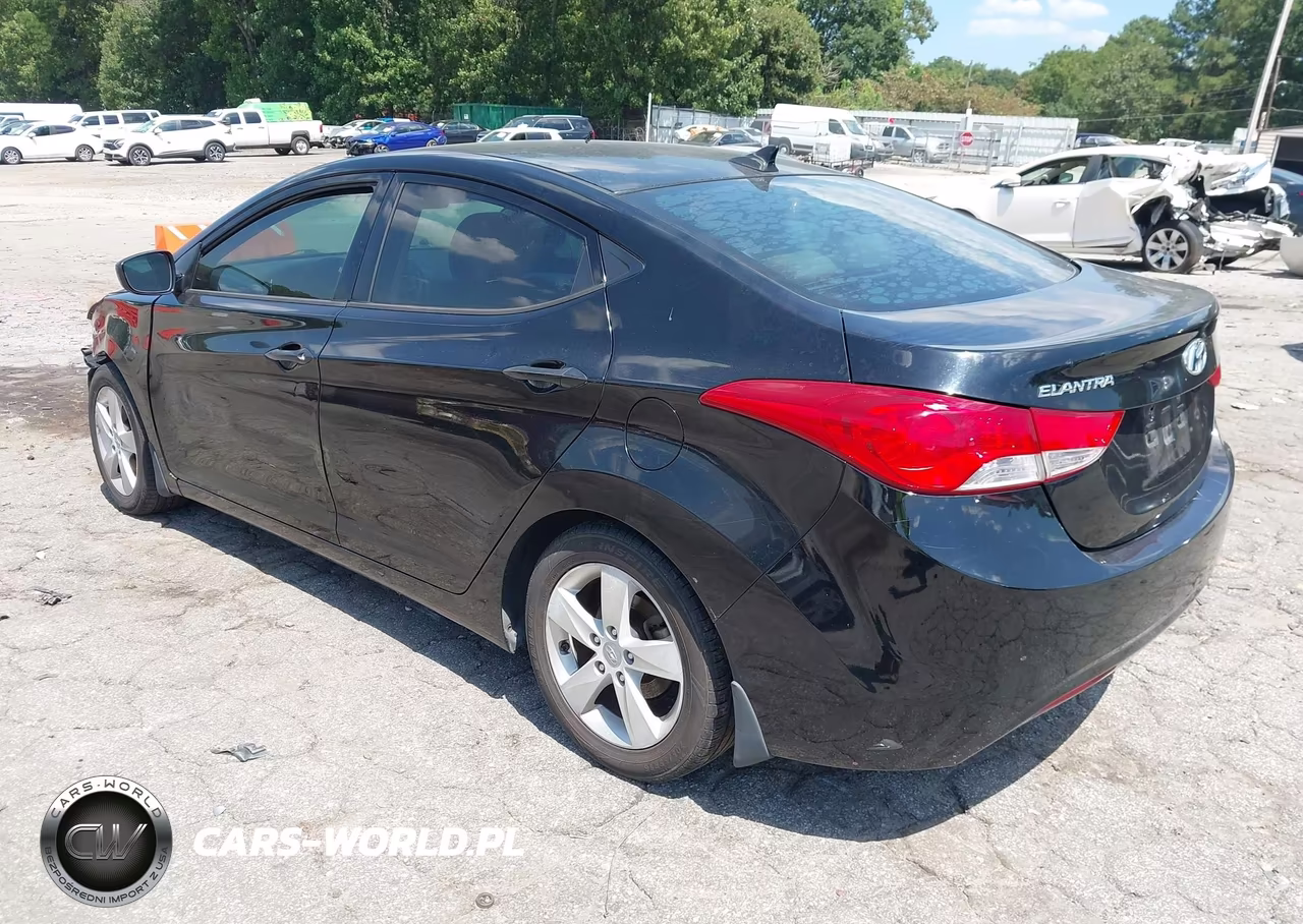 2013 Hyundai Elantra Gls VIN:KMHDH4AE1DU614318 - 3