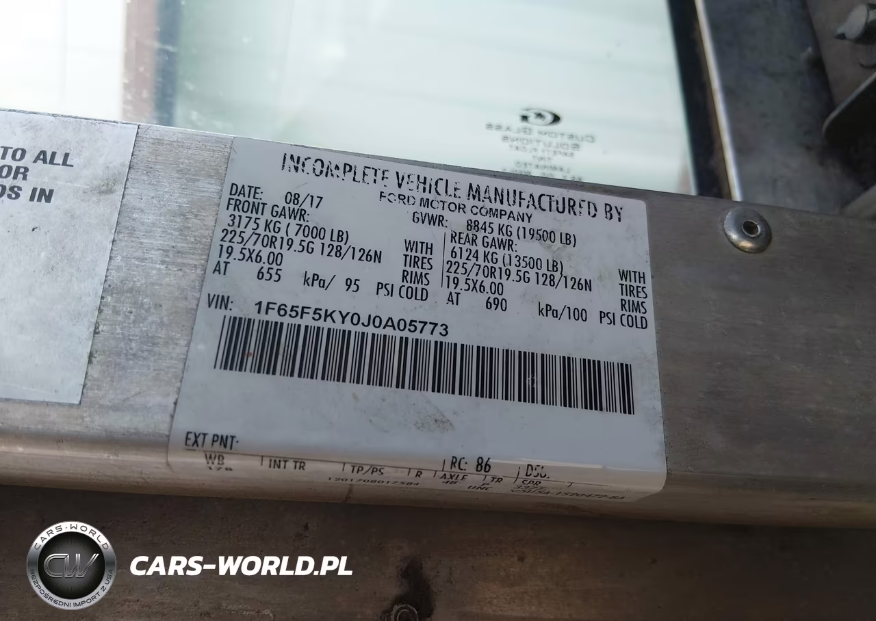 2018 Ford F-59 Commercial Stripped VIN:1F65F5KY0J0A05773 - 8