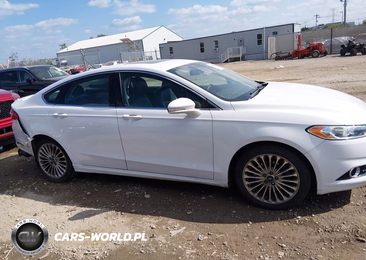 2013 Ford Fusion Titanium VIN:3FA6P0K92DR331806 - 13