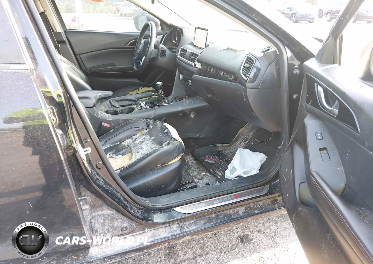 2016 Mazda Mazda3 S Grand Touring VIN:JM1BM1N3XG1347572 - 5