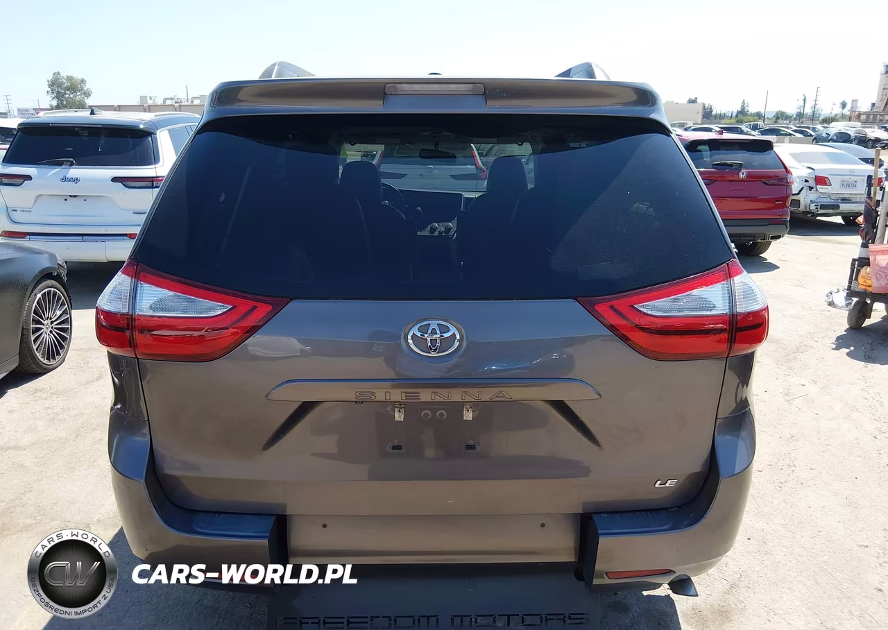 2015 Toyota Sienna Le 8 Passenger VIN:5TDKK3DC7FS604434 - 15