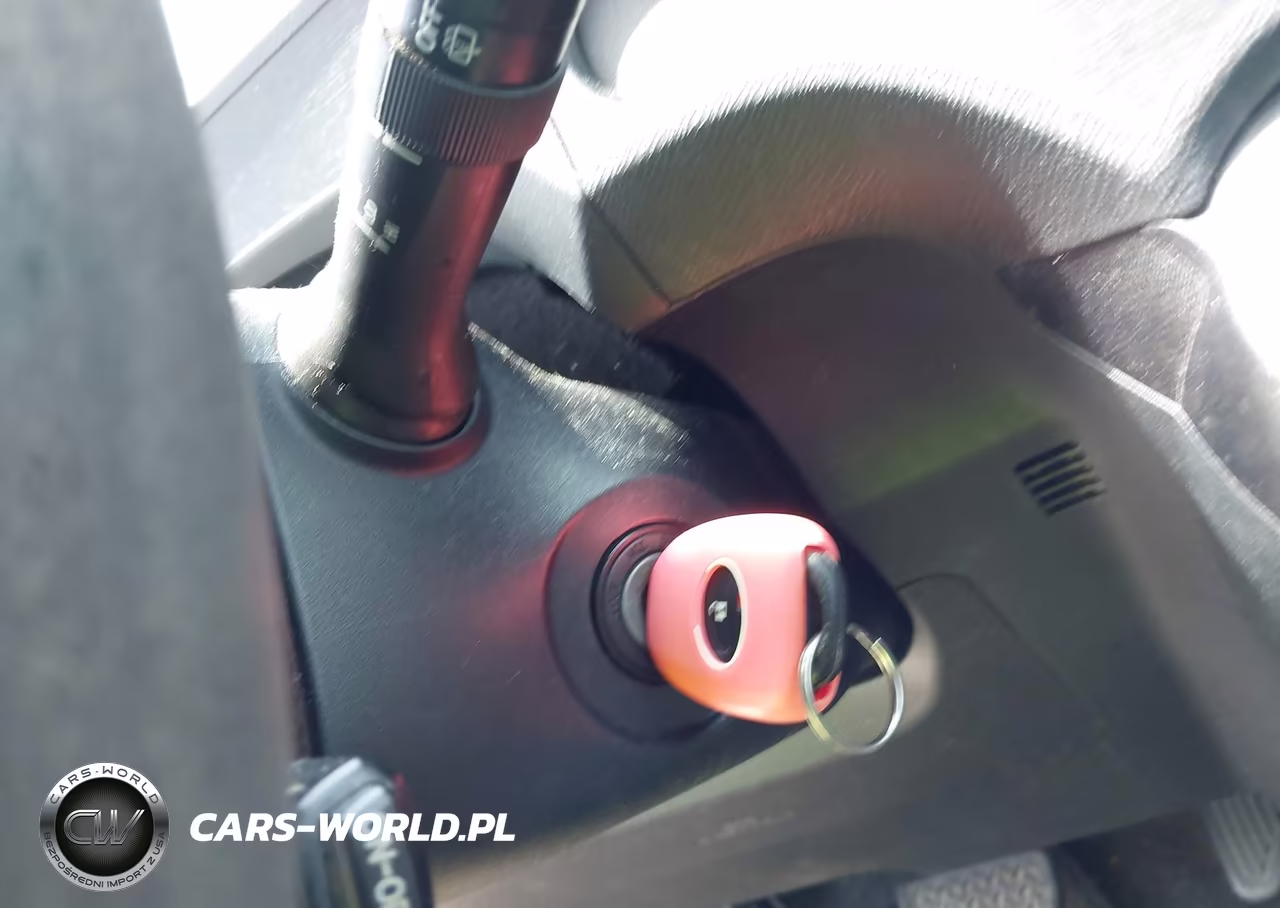 2012 Toyota Prius C Two VIN:JTDKDTB35C1510882 - 11