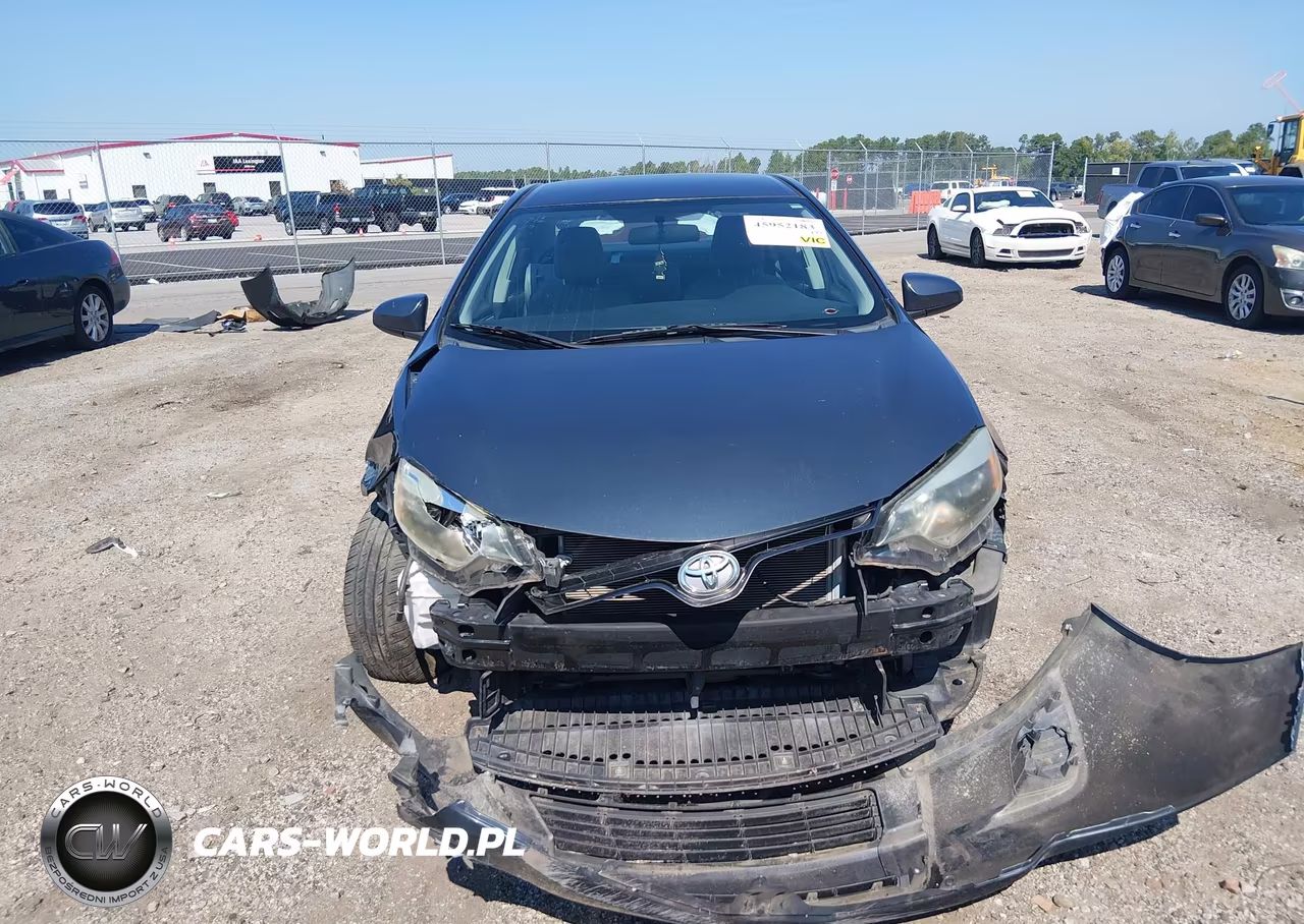 2016 Toyota Corolla Le VIN:2T1BURHE9GC609850 - 12
