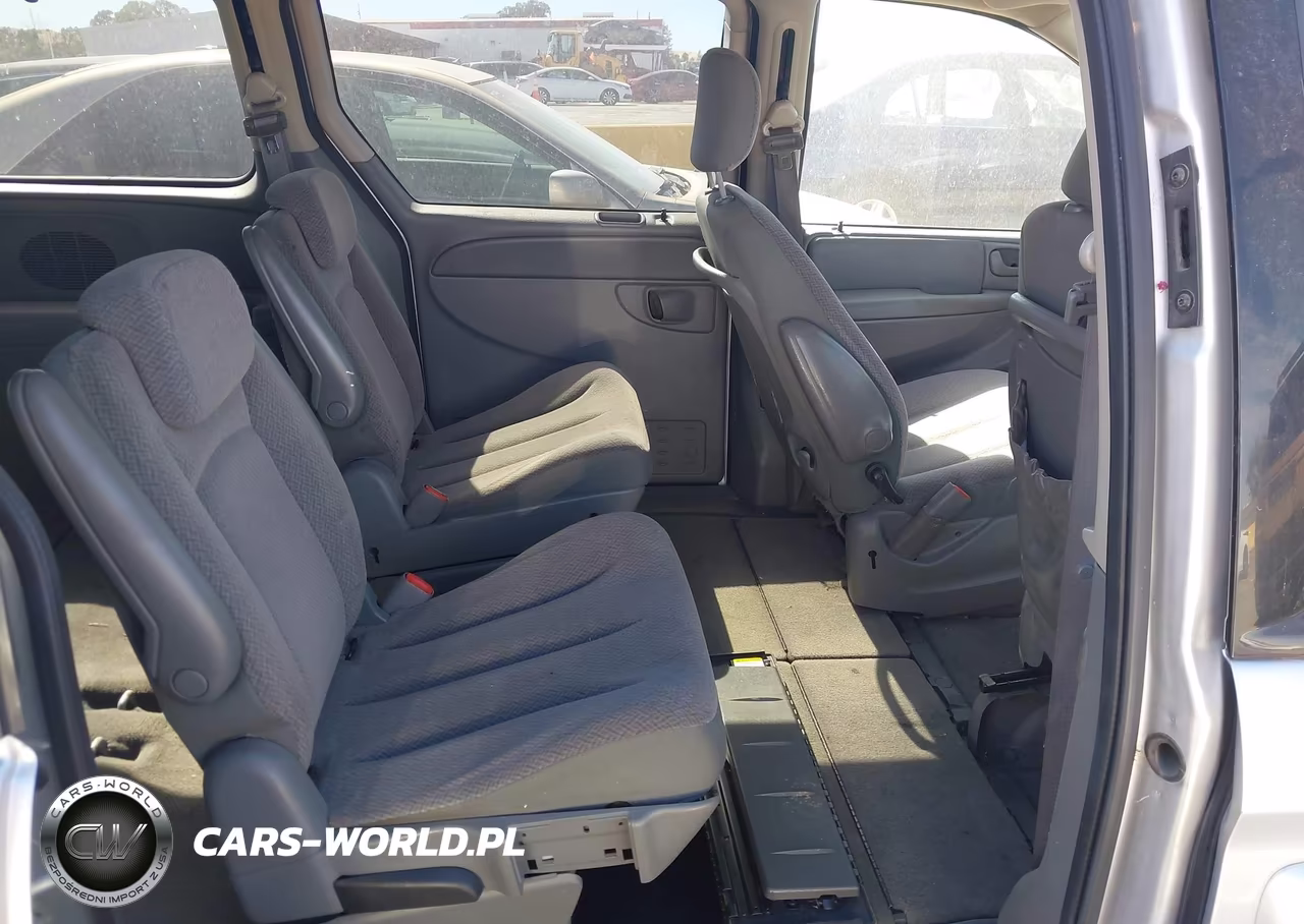 2007 Dodge Grand Caravan Sxt VIN:2D4GP44L27R257587 - 8