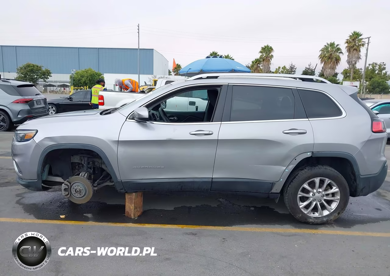 2019 Jeep Cherokee Latitude Fwd VIN:1C4PJLCB0KD220504 - 15