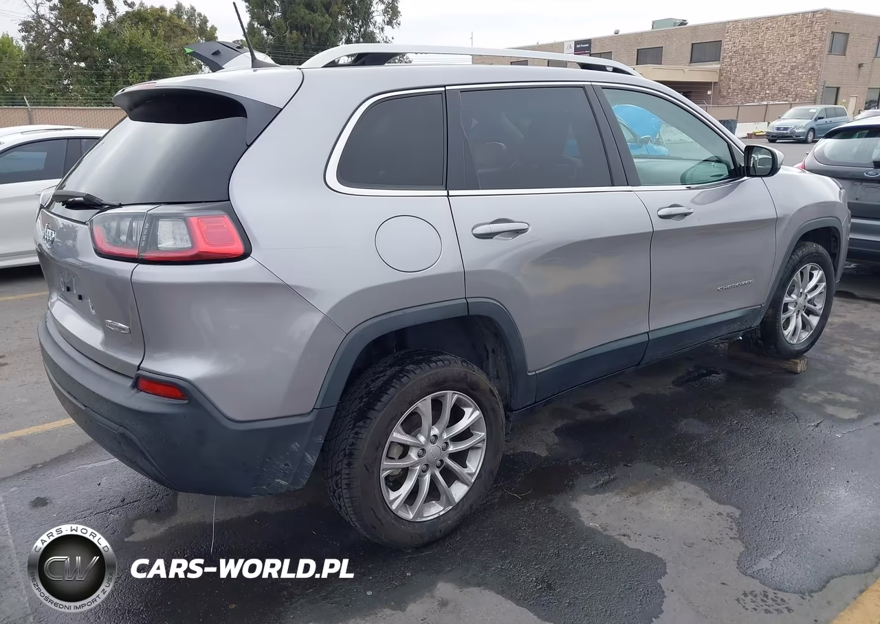 2019 Jeep Cherokee Latitude Fwd VIN:1C4PJLCB0KD220504 - 4