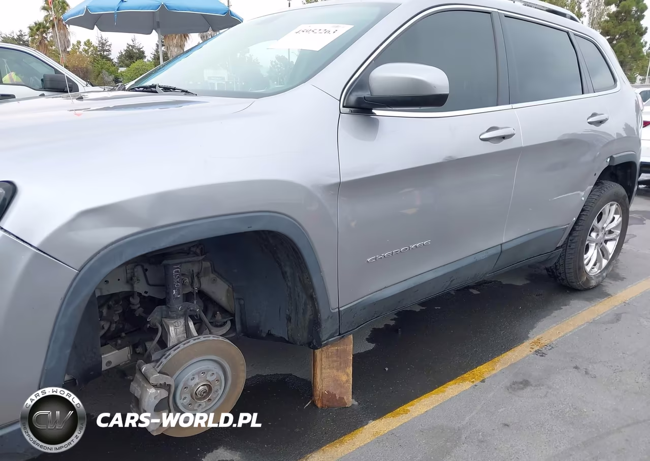 2019 Jeep Cherokee Latitude Fwd VIN:1C4PJLCB0KD220504 - 6
