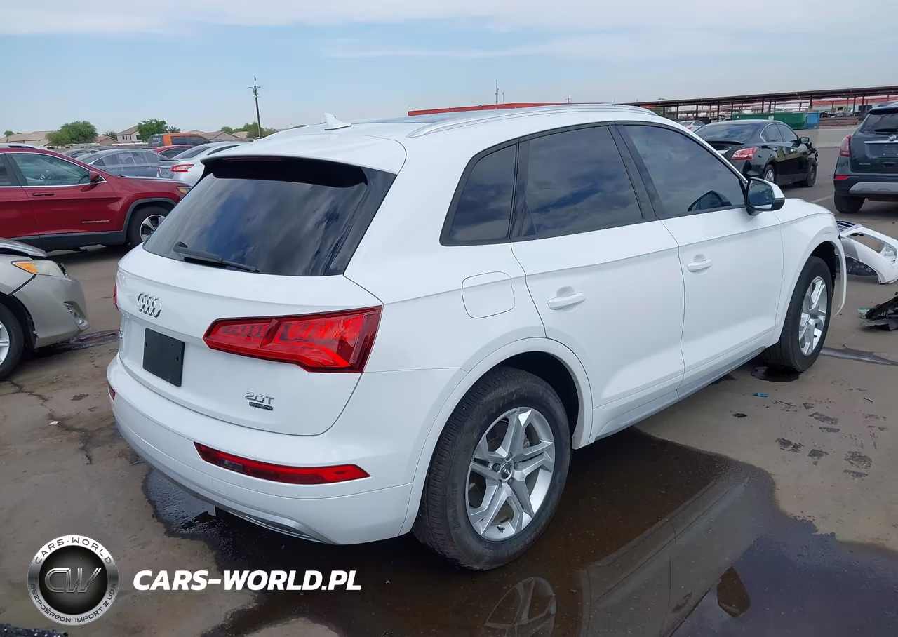 2018 Audi Q5 2.0T Premium-2.0T Tech Premium VIN:WA1ANAFY7J2011537 - 4