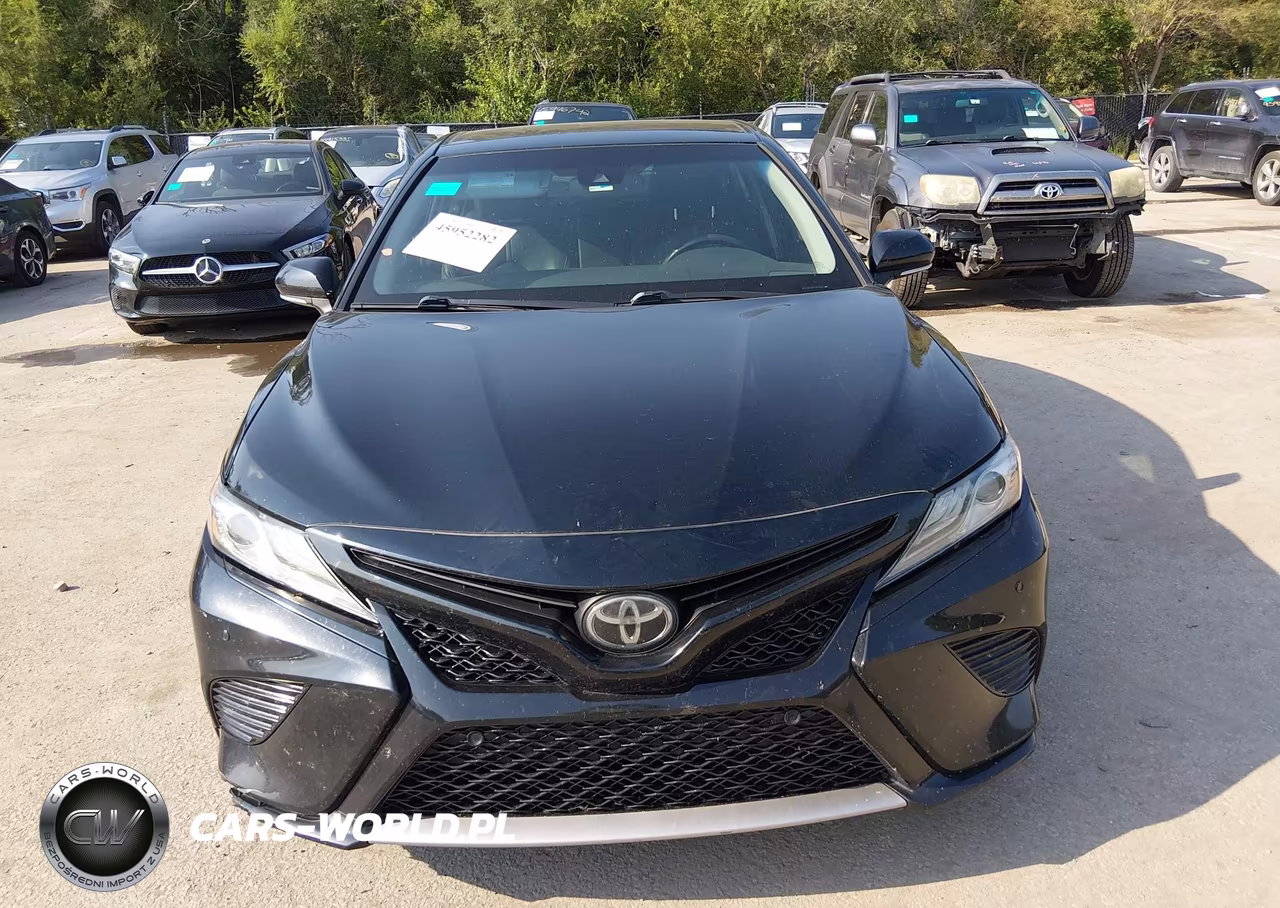 2018 Toyota Camry Xse VIN:4T1B61HK4JU545188 - 13