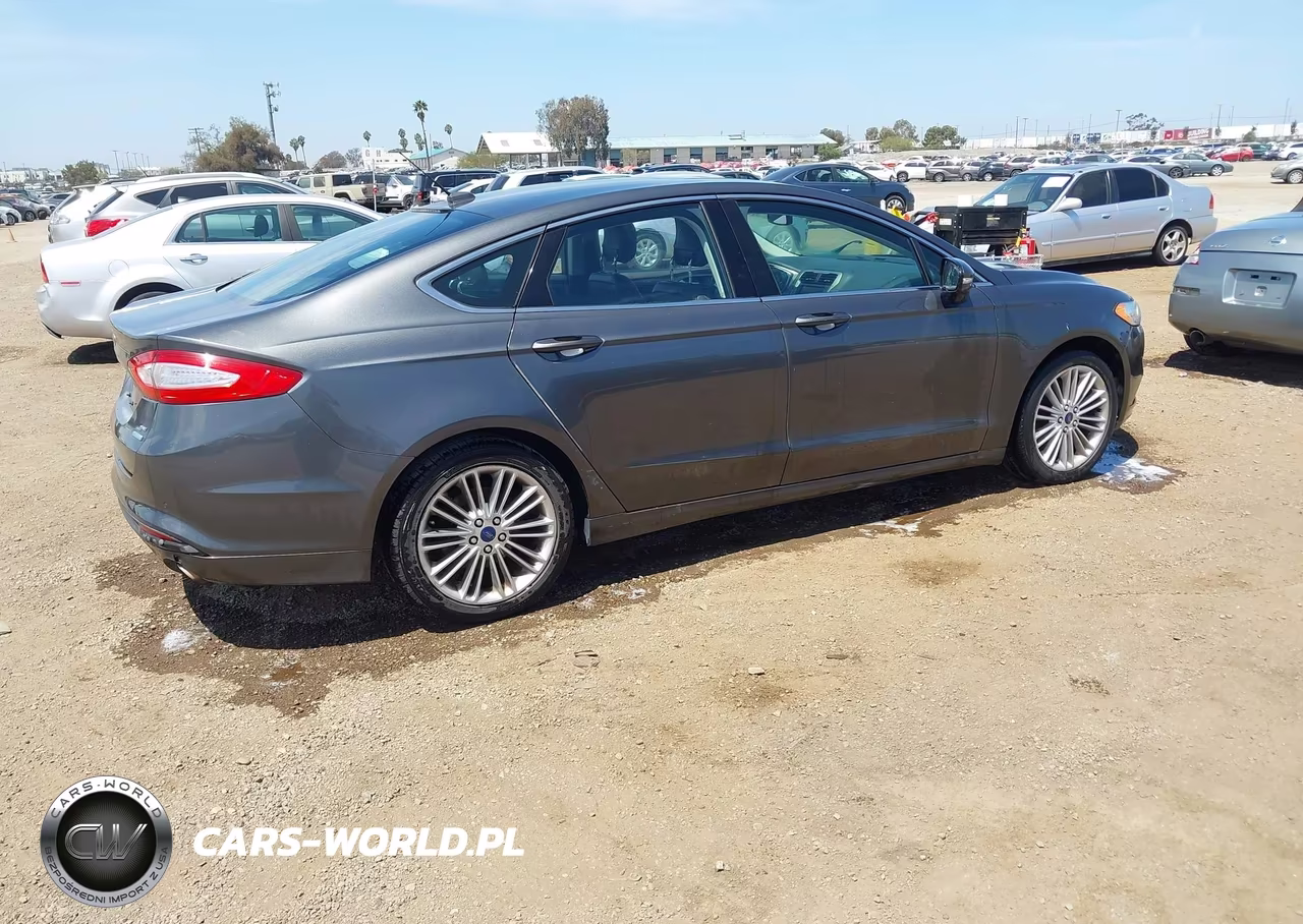 2015 Ford Fusion Se VIN:3FA6P0HD4FR128303 - 4