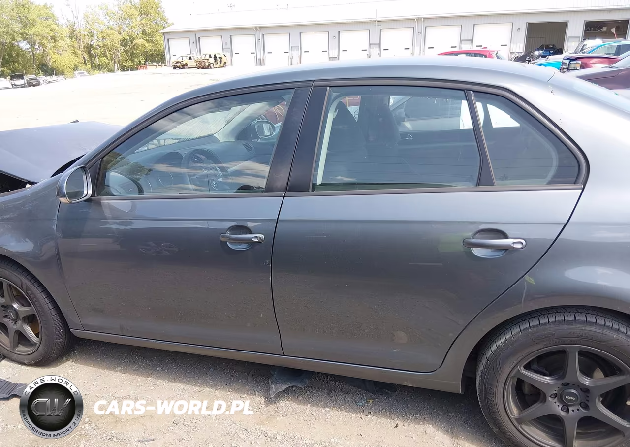 2010 Volkswagen Jetta S VIN:3VWJX7AJ8AM003627 - 15