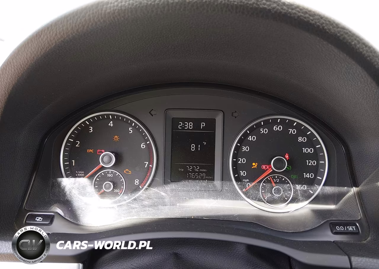 2010 Volkswagen Jetta S VIN:3VWJX7AJ8AM003627 - 7