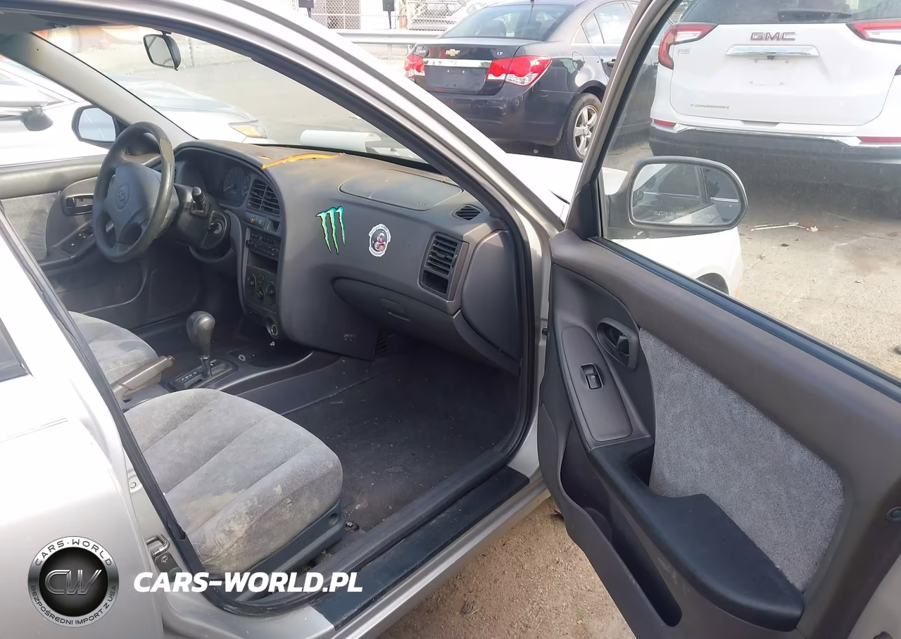 2002 Hyundai Elantra Gls VIN:KMHDN45D12U447403 - 5