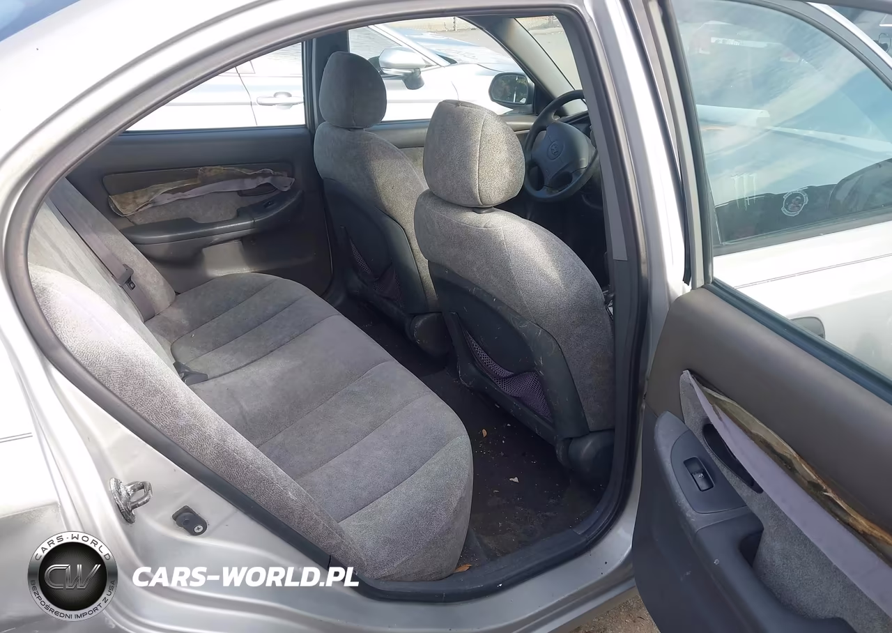 2002 Hyundai Elantra Gls VIN:KMHDN45D12U447403 - 8