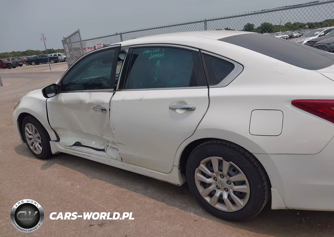 2018 Nissan Altima 2.5 S VIN:1N4AL3AP2JC475180 - 14