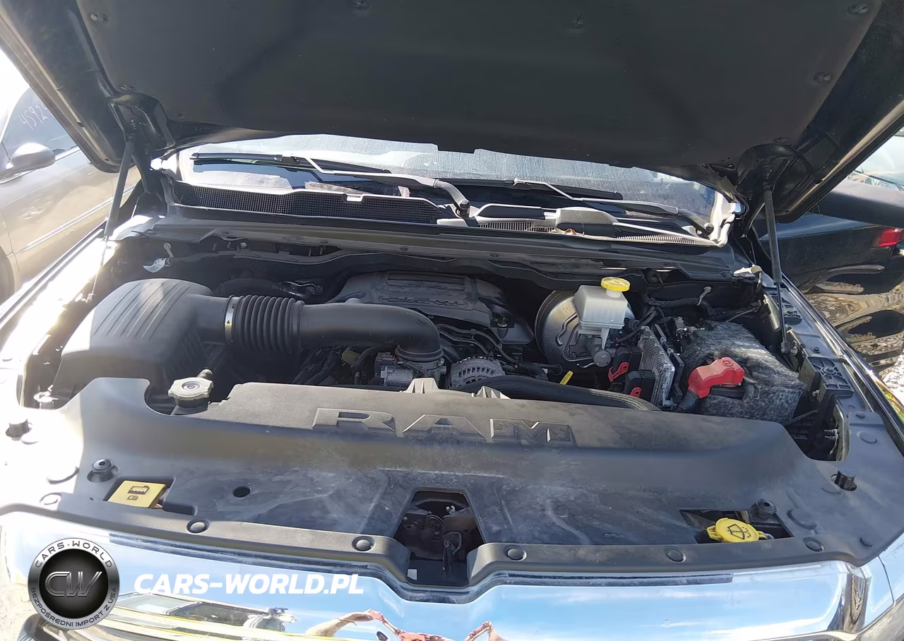 2019 Ram 1500 Laramie 4X4 6'4 Box VIN:1C6SRFRT5KN525289 - 10