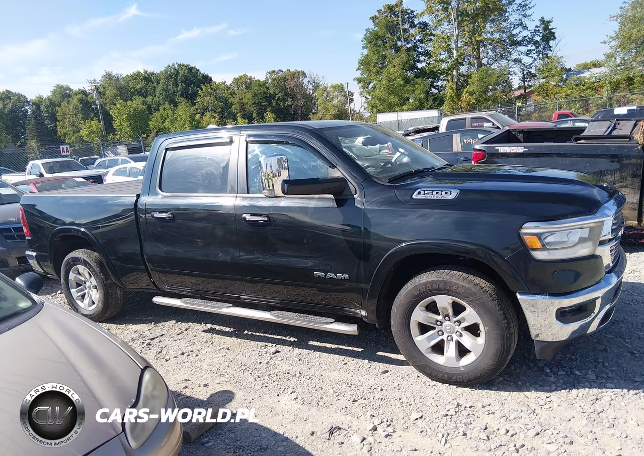 2019 Ram 1500 Laramie 4X4 6'4 Box VIN:1C6SRFRT5KN525289 - 13