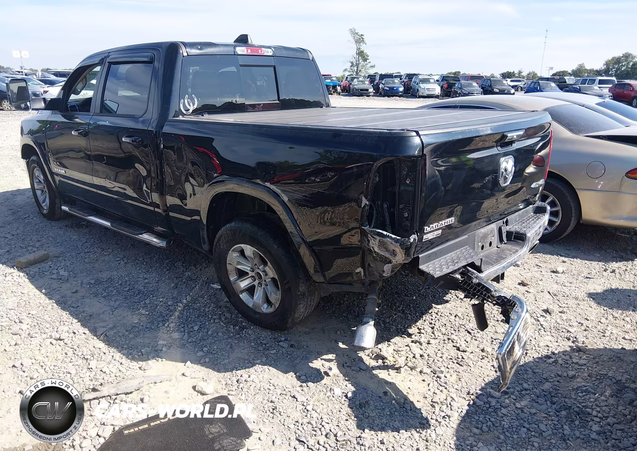 2019 Ram 1500 Laramie 4X4 6'4 Box VIN:1C6SRFRT5KN525289 - 3