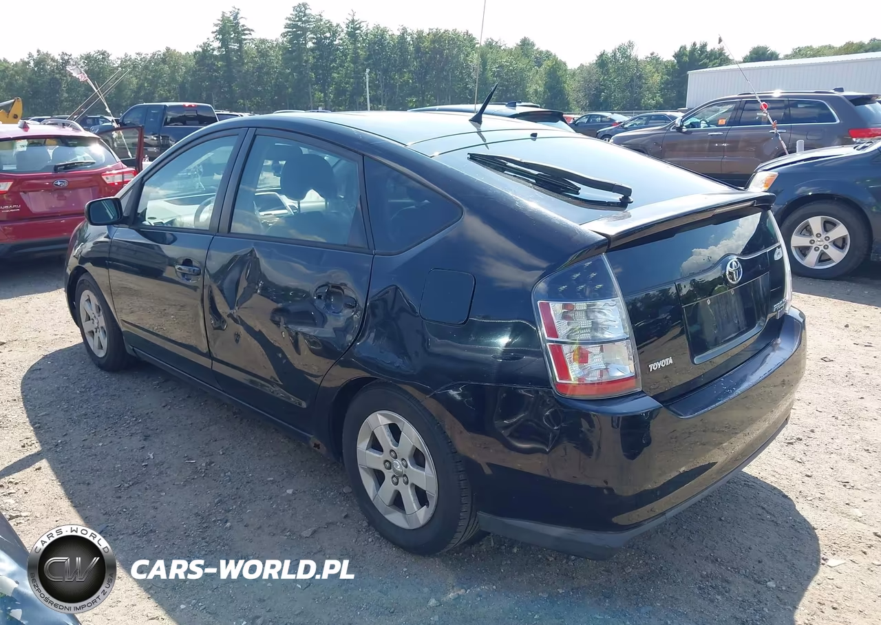 2005 Toyota Prius VIN:JTDKB20UX53104261 - 3