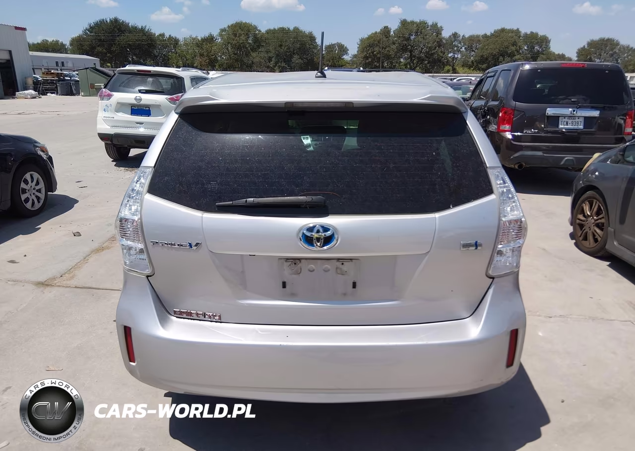 2014 Toyota Prius V Two VIN:JTDZN3EU4EJ015592 - 16