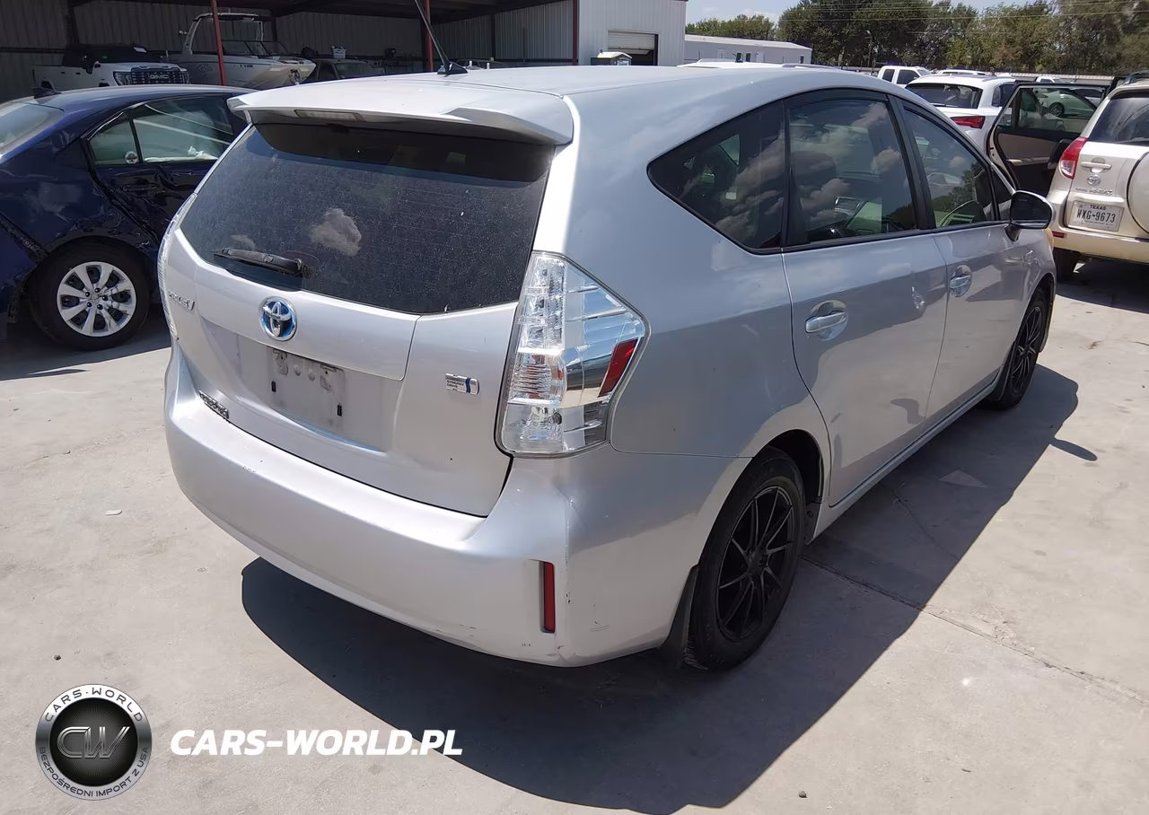 2014 Toyota Prius V Two VIN:JTDZN3EU4EJ015592 - 4