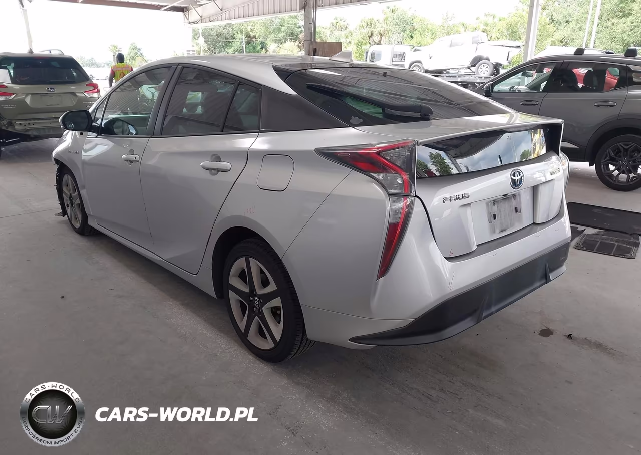 2016 Toyota Prius Three Touring VIN:JTDKARFUXG3509753 - 3