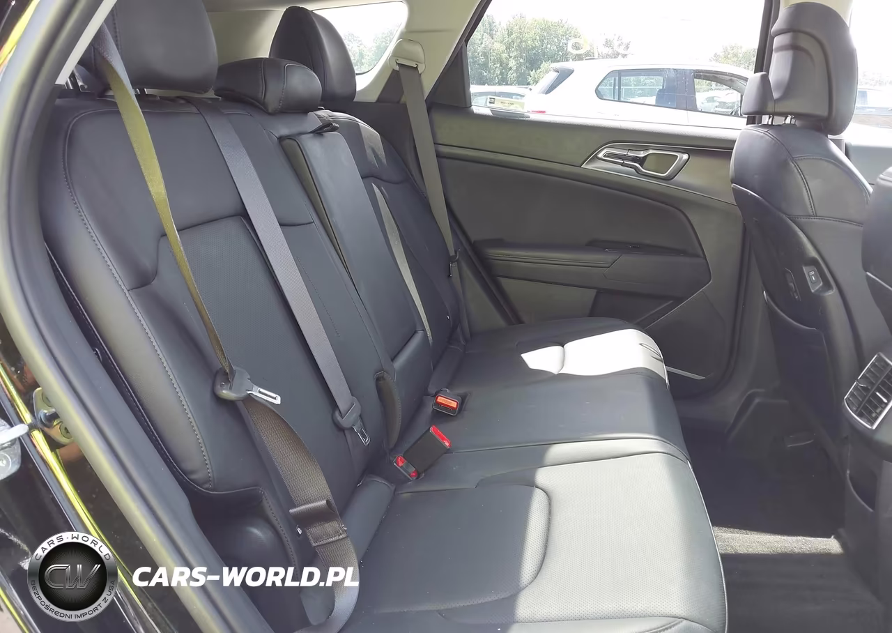 2023 Kia Sportage Hybrid Ex VIN:KNDPVCAGXP7015748 - 8