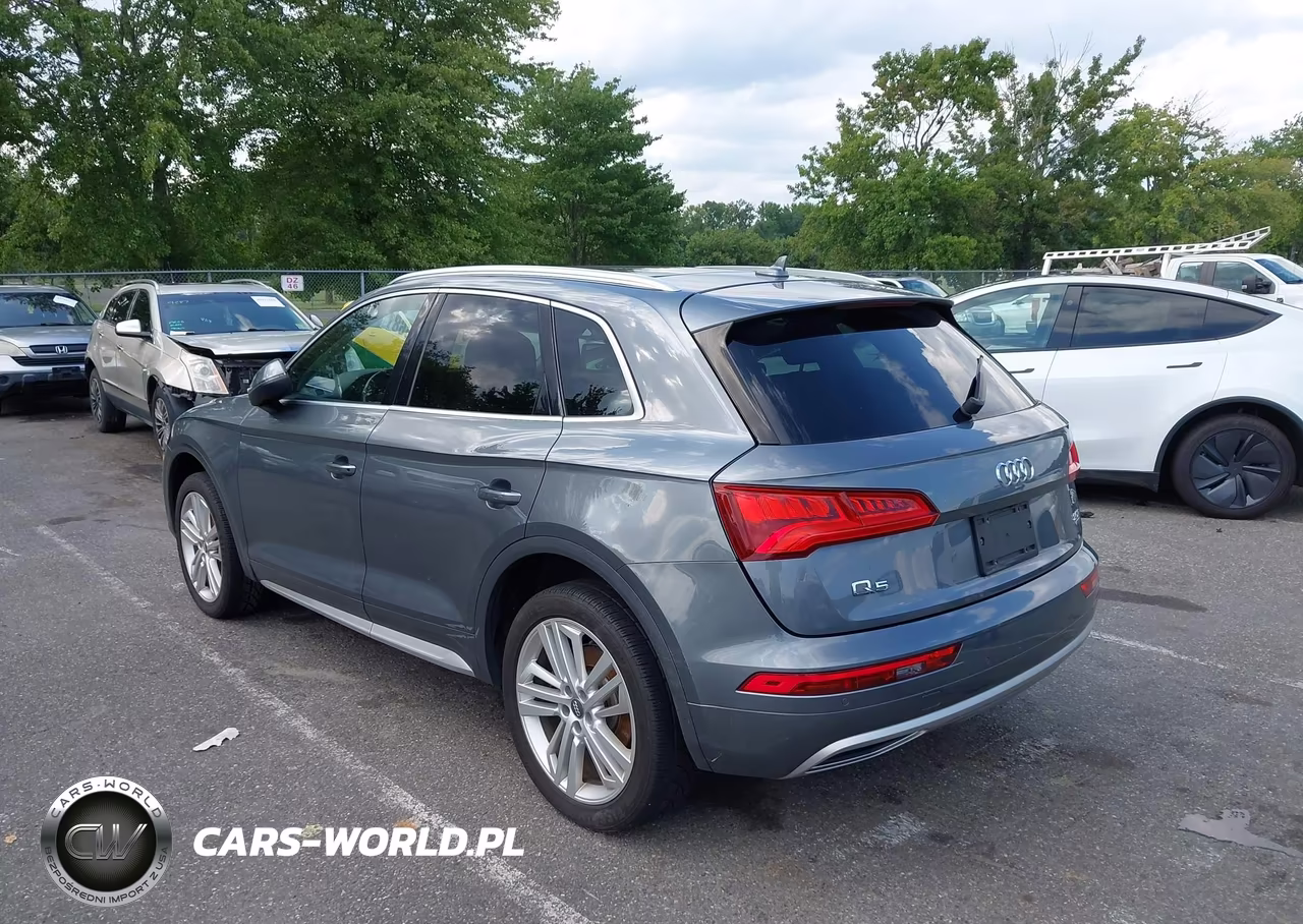 2018 Audi Q5 2.0T Premium-2.0T Tech Premium VIN:WA1BNAFY0J2042889 - 3