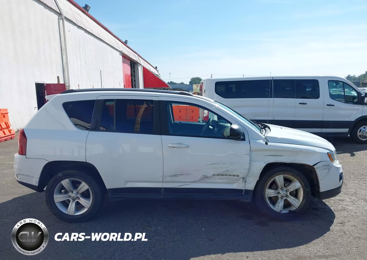 2017 Jeep Compass Sport VIN:1C4NJDBB9HD104984 - 13