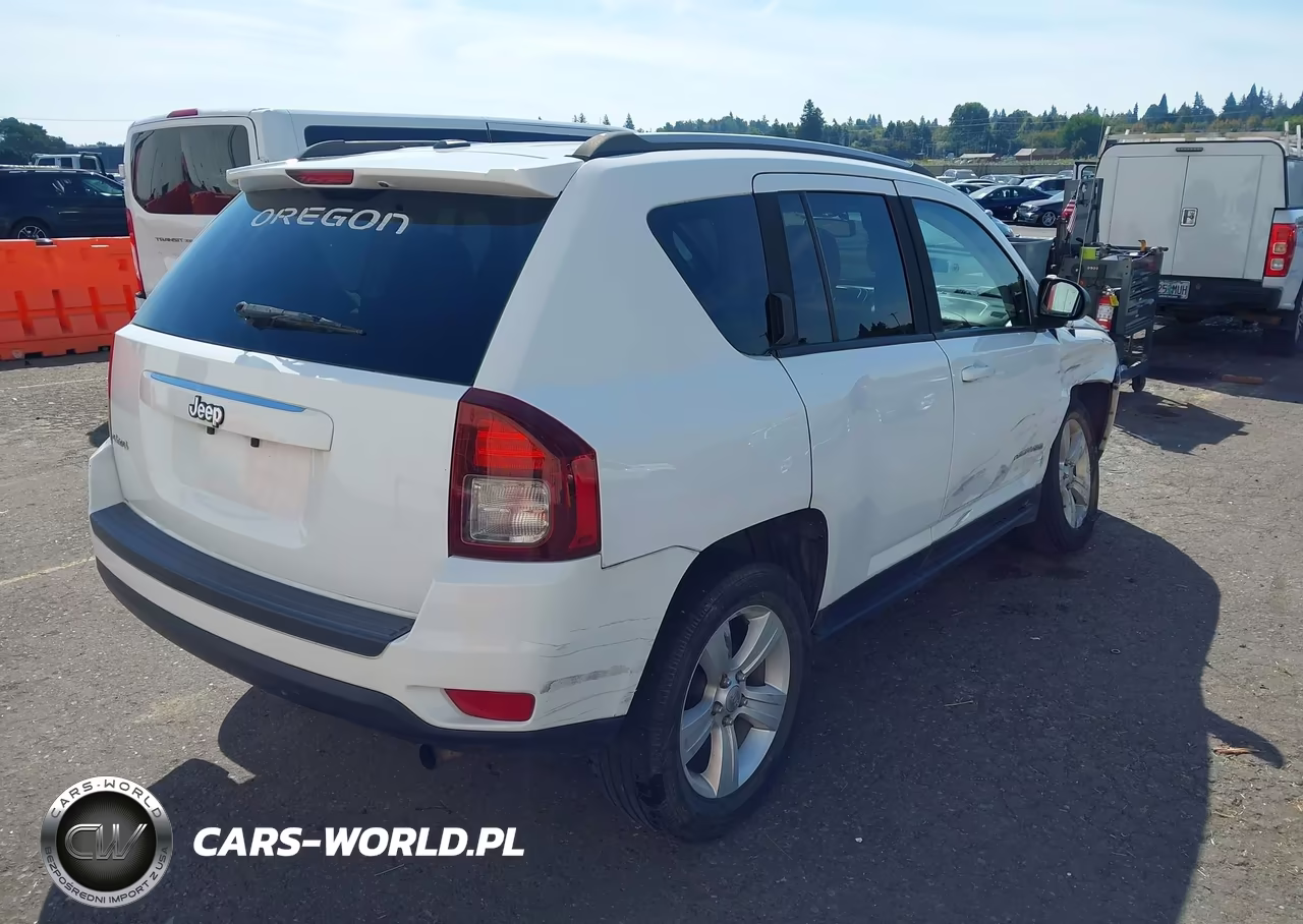 2017 Jeep Compass Sport VIN:1C4NJDBB9HD104984 - 4
