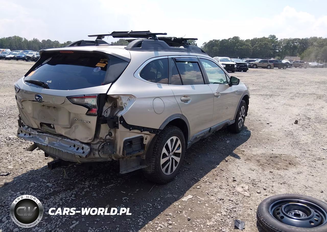2020 Subaru Outback Premium VIN:4S4BTACCXL3123654 - 4