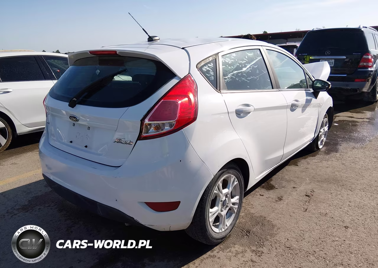 2016 Ford Fiesta Se VIN:3FADP4EJ8GM139117 - 4
