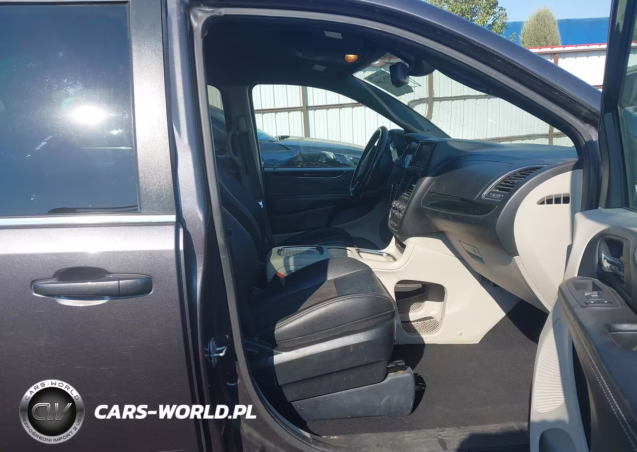 2019 Dodge Grand Caravan Sxt VIN:2C4RDGCG9KR807817 - 5