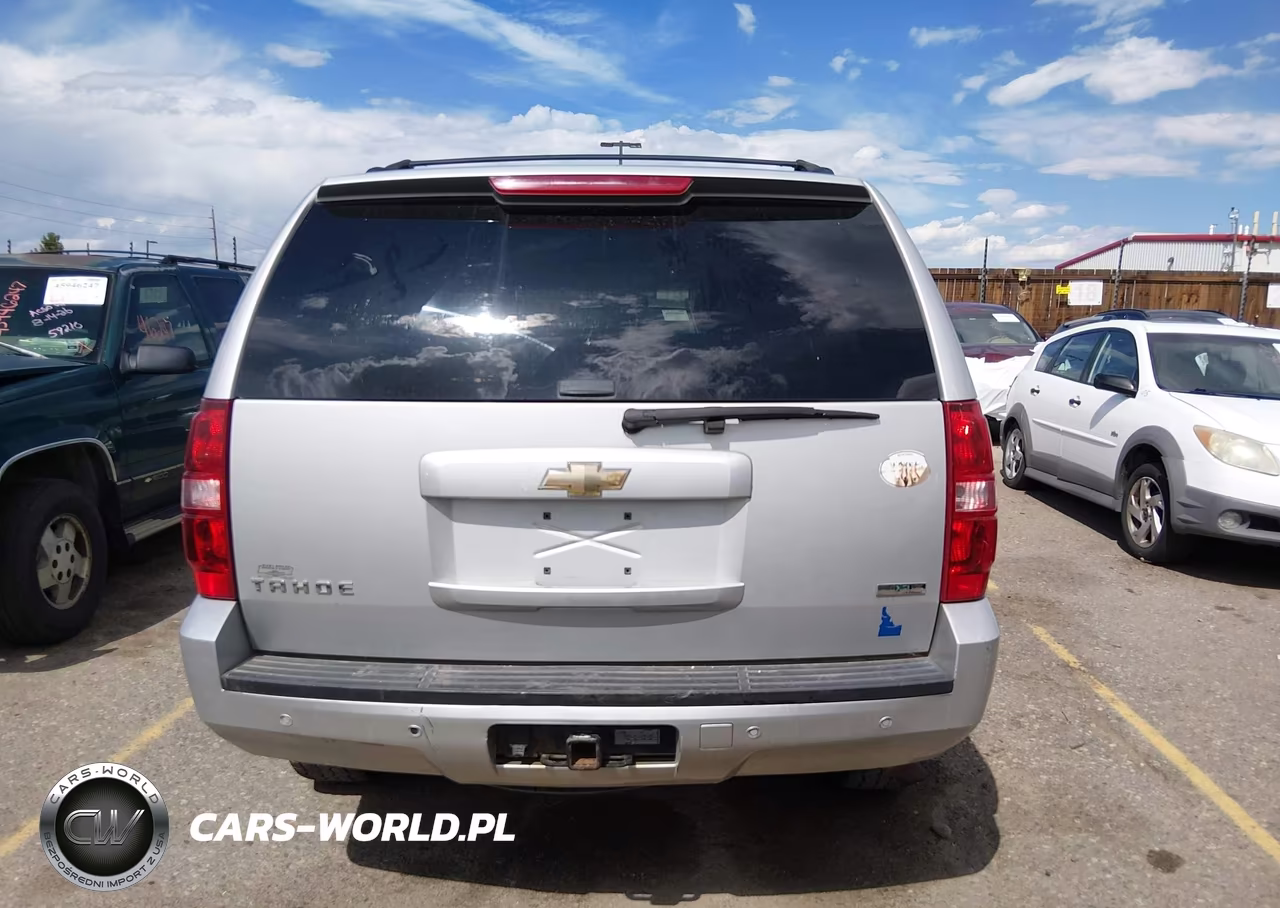 2011 Chevrolet Tahoe Lt VIN:1GNSKBE00BR153118 - 17