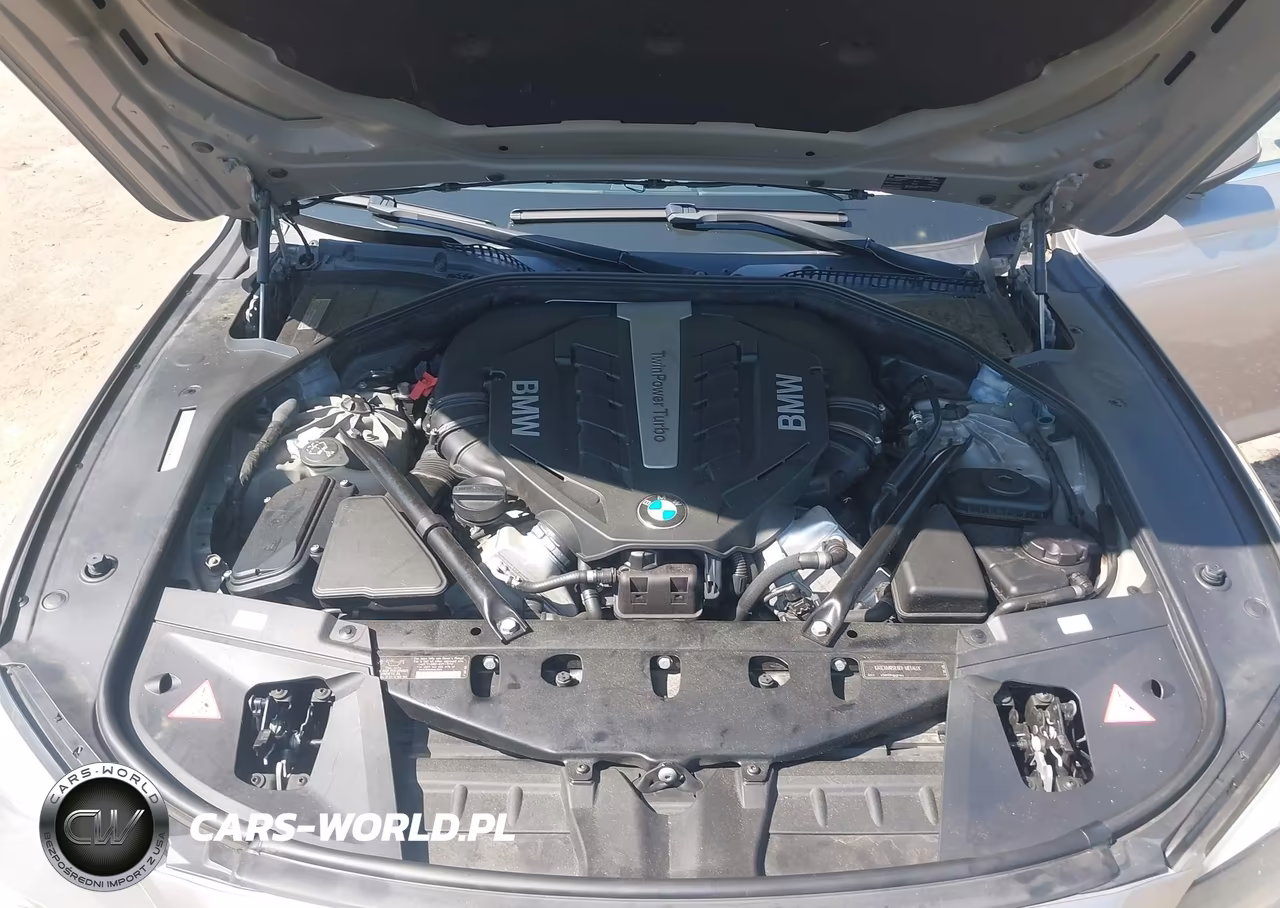 2012 BMW 750Li xDrive VIN:WBAKC8C5XCC435999 - 10
