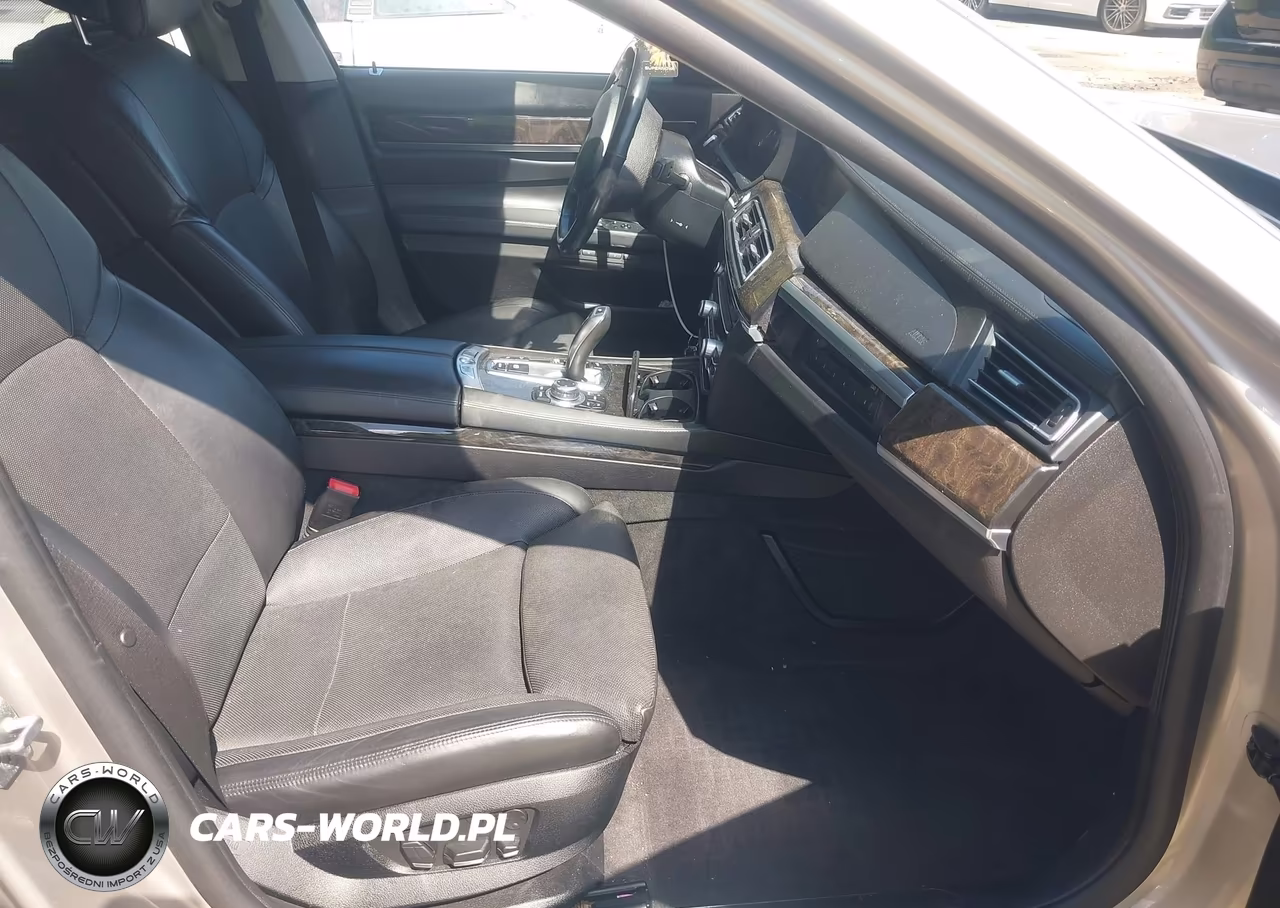 2012 BMW 750Li xDrive VIN:WBAKC8C5XCC435999 - 5