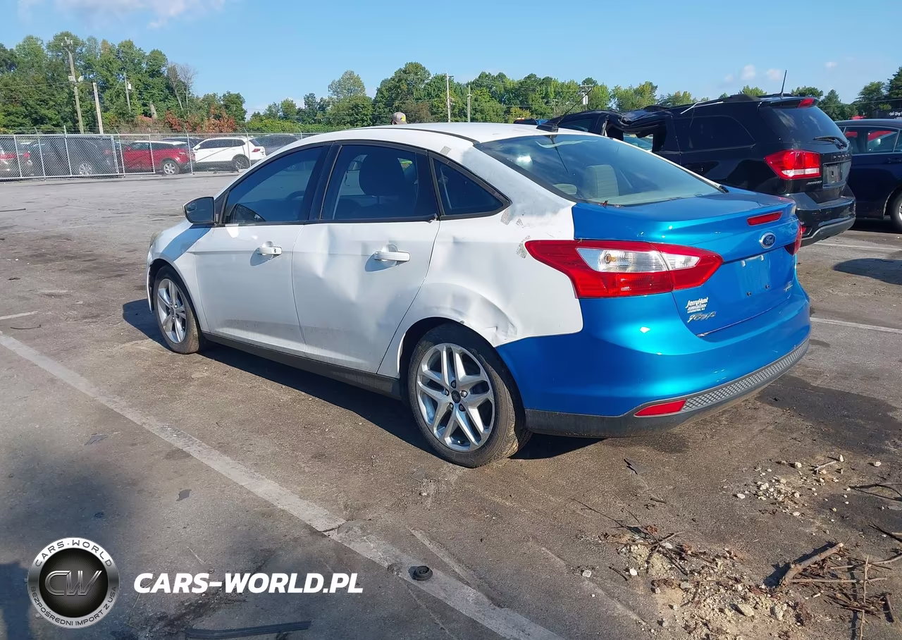 2014 Ford Focus Se VIN:1FADP3F20EL203148 - 3