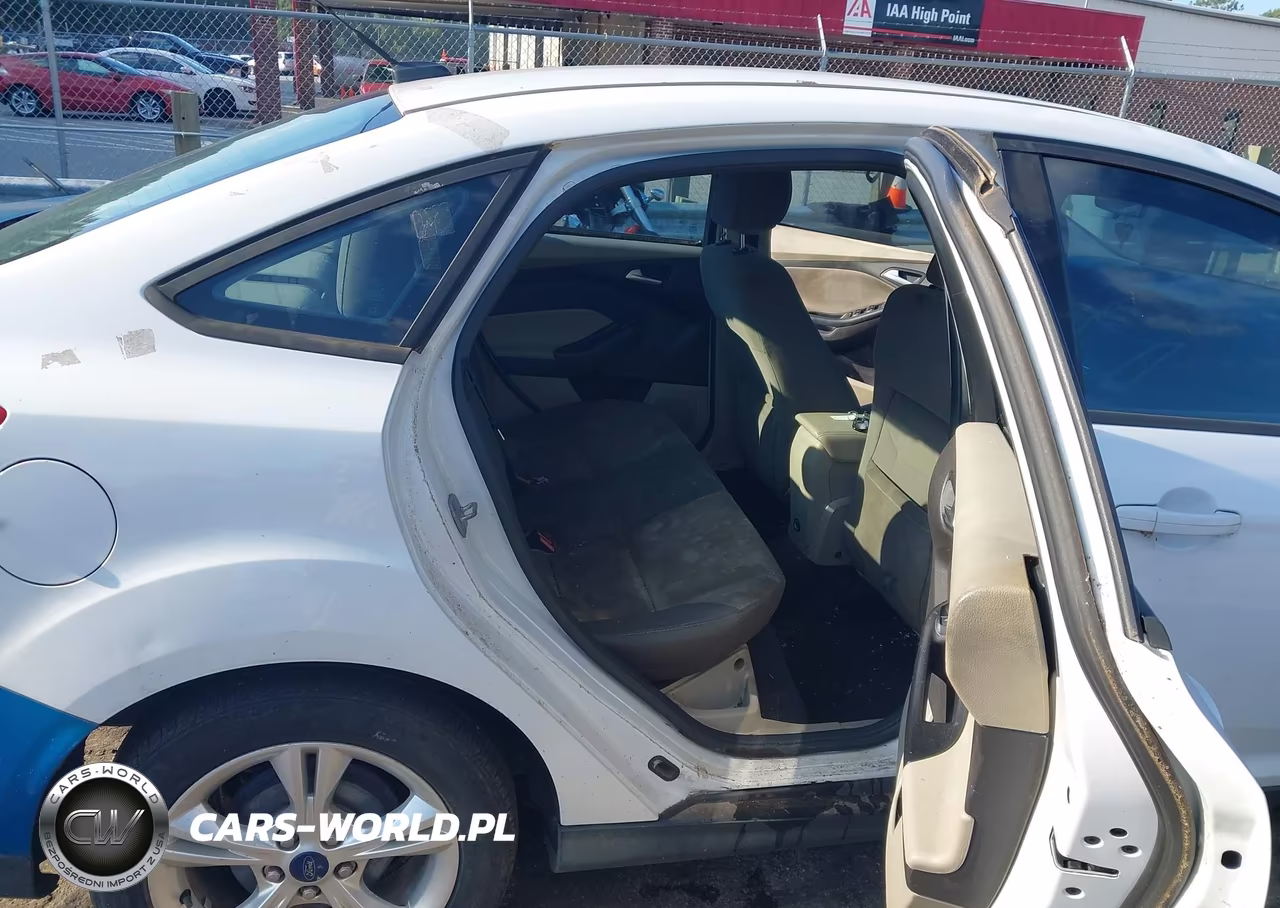 2014 Ford Focus Se VIN:1FADP3F20EL203148 - 8