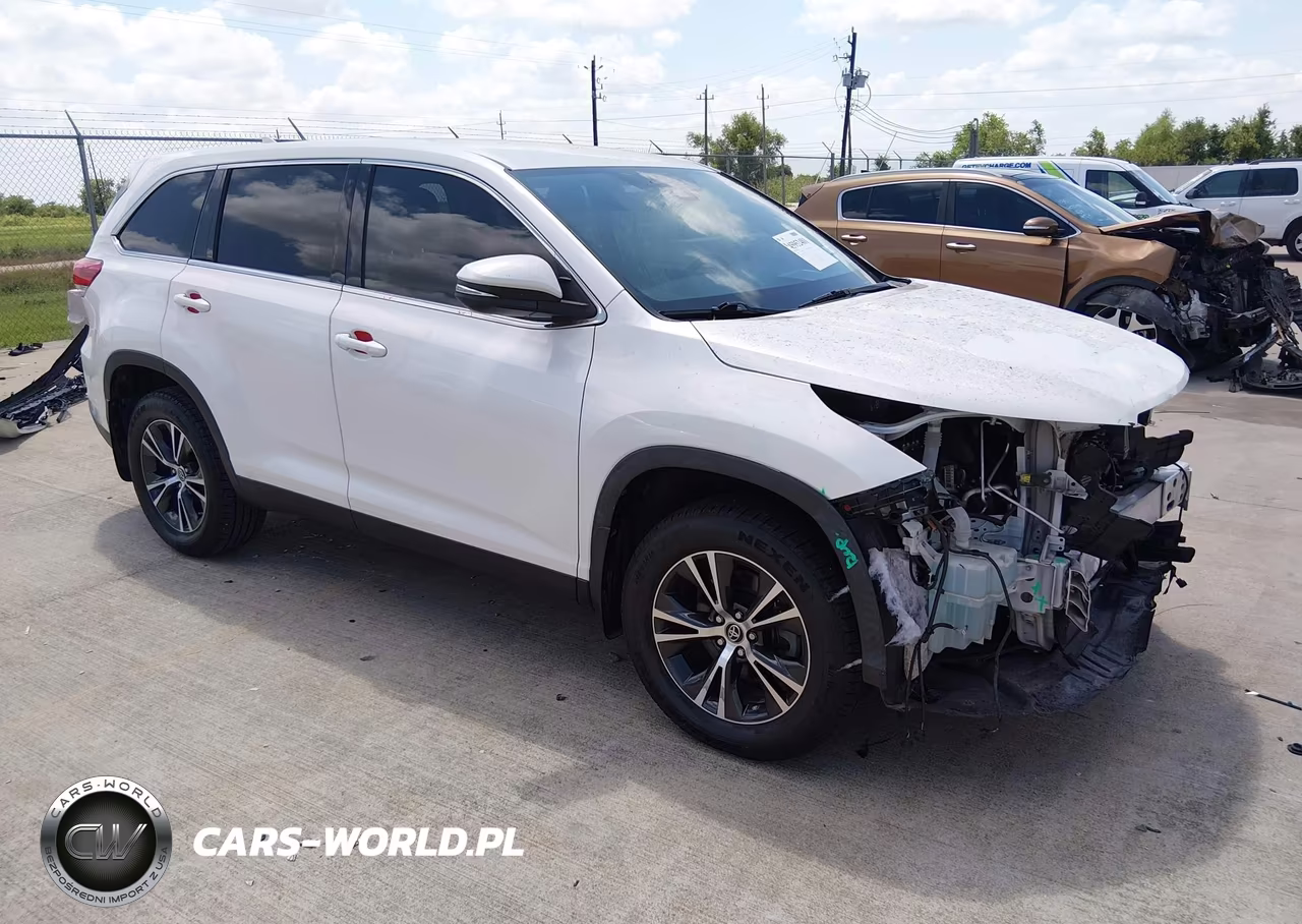 2019 Toyota Highlander Le – zdjęcie 1 z 16