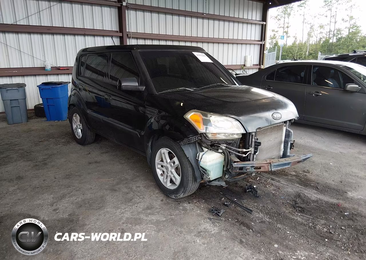 2010 Kia Soul +