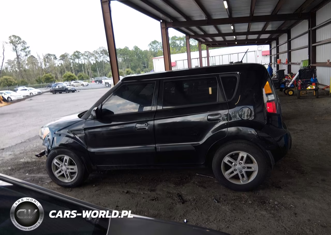2010 Kia Soul + VIN:KNDJT2A27A7032430 - 14