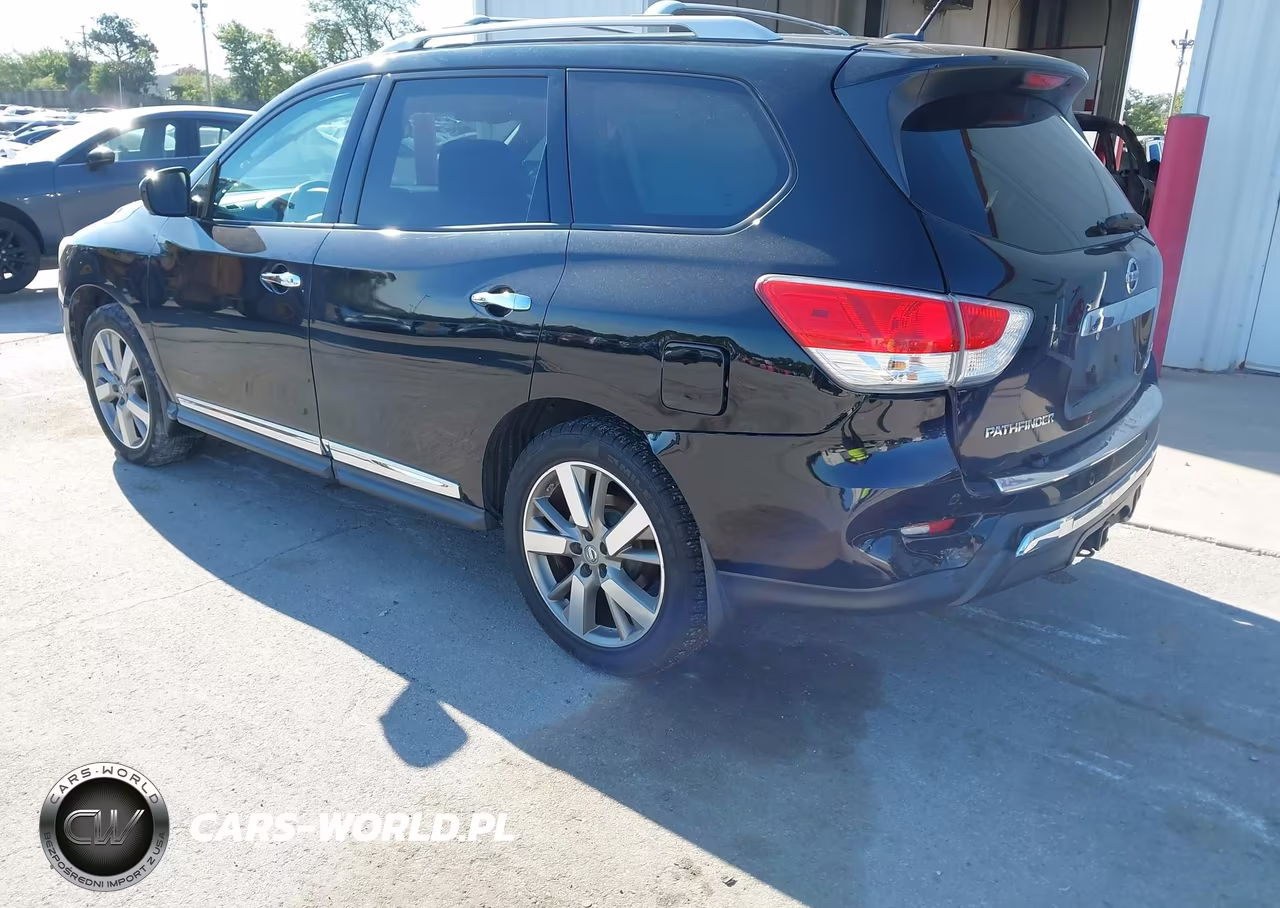 2013 Nissan Pathfinder Platinum VIN:5N1AR2MM7DC658627 - 3