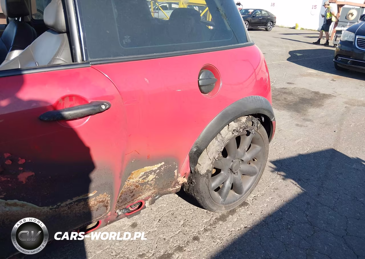 2005 Mini Cooper S VIN:WMWRE33465TD94540 - 13