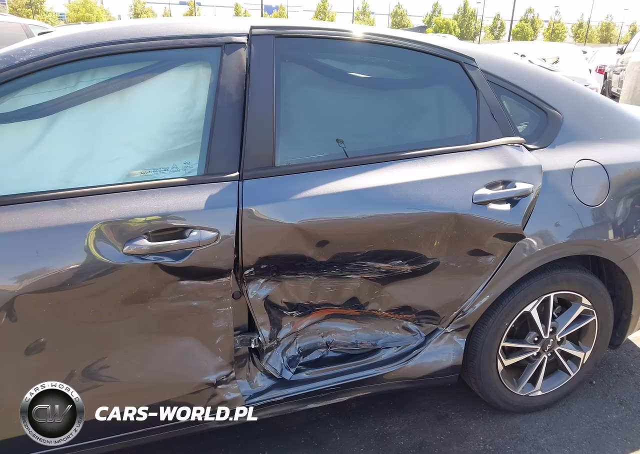 2023 Kia Forte Lxs VIN:3KPF24AD9PE608596 - 12