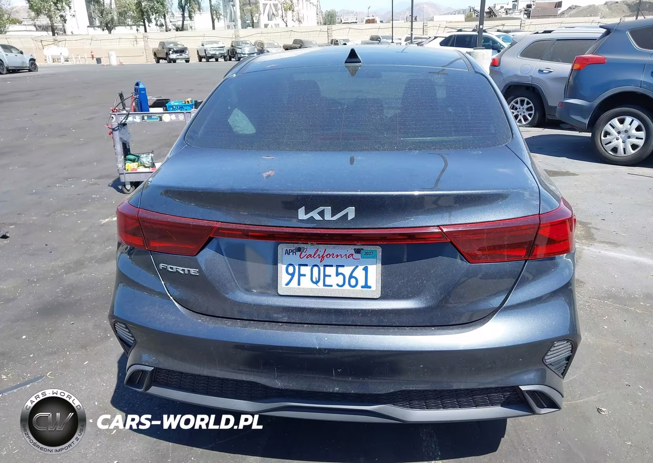 2023 Kia Forte Lxs VIN:3KPF24AD9PE608596 - 17