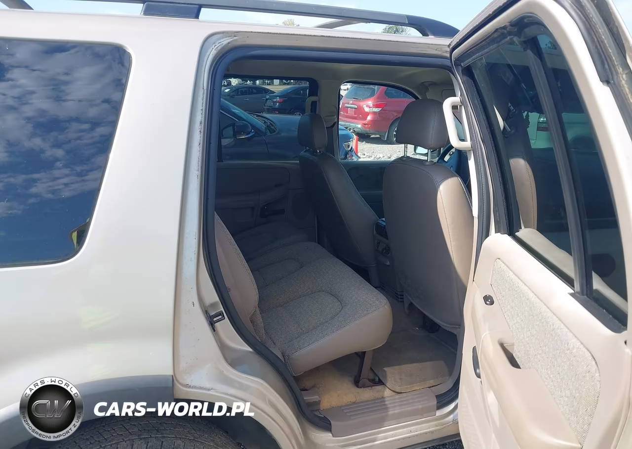 2004 Ford Explorer Xls VIN:1FMZU62KX4UA30176 - 8